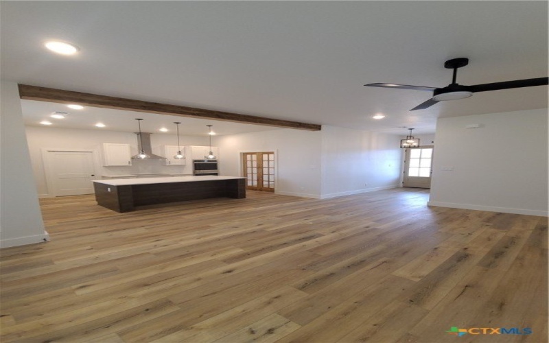 524 E 25th Street, Belton, TX 76513, 4 Habitaciones Habitaciones , ,2 BañosBaños,Residential,En Venta,524 E 25th Street,0,588688