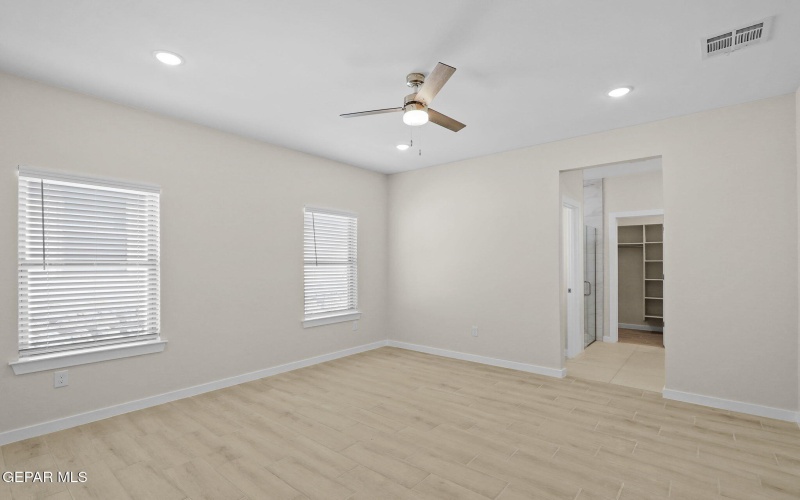 8408 Wally Place, Vinton, TX 79821, 3 Bedrooms Bedrooms, ,2 BathroomsBathrooms,Residential,For Sale,8408 Wally Place,927697