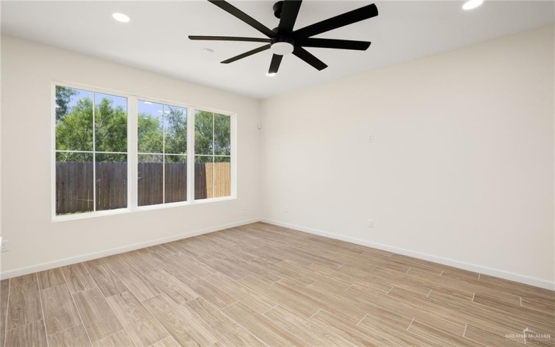 3408 Emma Drive, Weslaco, TX 78596, 3 Bedrooms Bedrooms, ,2 BathroomsBathrooms,Residential,For Sale,3408 Emma Drive,0,477644