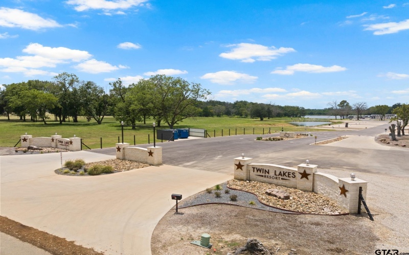 50 County Road 3227 Unit 124, Mt Pleasant, TX 75455, 1 Bedroom Bedrooms, ,1 BathroomBathrooms,Residential,For Sale,50 County Road 3227 Unit 124,25011783