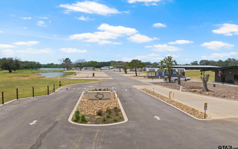50 County Road 3227 Unit 124, Mt Pleasant, TX 75455, 1 Bedroom Bedrooms, ,1 BathroomBathrooms,Residential,For Sale,50 County Road 3227 Unit 124,25011783