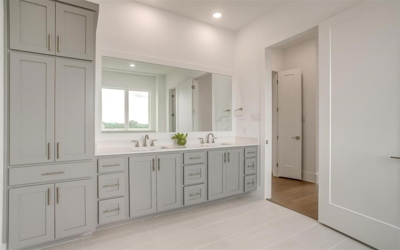 165 Lantern Ridge Drive, Aledo, TX 76008, 4 Bedrooms Bedrooms, ,5 BathroomsBathrooms,Residential,For Sale,165 Lantern Ridge Drive,20620352