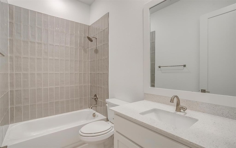 165 Lantern Ridge Drive, Aledo, TX 76008, 4 Bedrooms Bedrooms, ,5 BathroomsBathrooms,Residential,For Sale,165 Lantern Ridge Drive,20620352