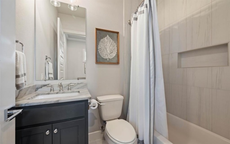 7616 Ira Drive, North Richland Hills, TX 76182, 4 Habitaciones Habitaciones , ,5 BañosBaños,Residential,En Venta,7616 Ira Drive,20981396