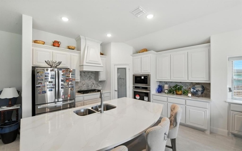 920 Cedar River Drive, Godley, TX 76044, 4 Habitaciones Habitaciones , ,2 BañosBaños,Residential,En Venta,920 Cedar River Drive,0,21011783