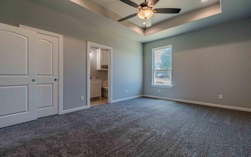 6111 S Lakeside Hills Court, Granbury, TX 76048, 3 Bedrooms Bedrooms, ,2 BathroomsBathrooms,Residential,For Sale,6111 S Lakeside Hills Court,0,21017262
