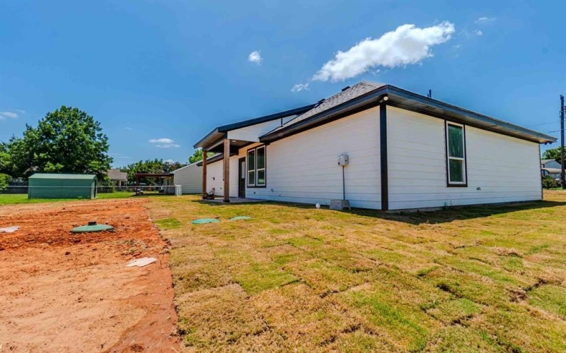 6111 S Lakeside Hills Court, Granbury, TX 76048, 3 Bedrooms Bedrooms, ,2 BathroomsBathrooms,Residential,For Sale,6111 S Lakeside Hills Court,0,21017262