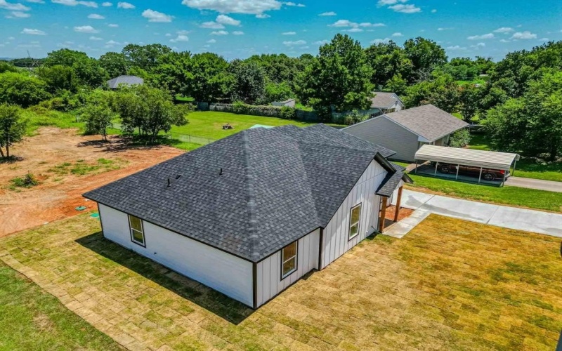 6111 S Lakeside Hills Court, Granbury, TX 76048, 3 Bedrooms Bedrooms, ,2 BathroomsBathrooms,Residential,For Sale,6111 S Lakeside Hills Court,0,21017262