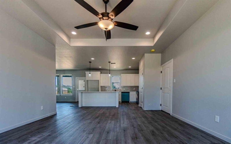 6111 S Lakeside Hills Court, Granbury, TX 76048, 3 Bedrooms Bedrooms, ,2 BathroomsBathrooms,Residential,For Sale,6111 S Lakeside Hills Court,0,21017262