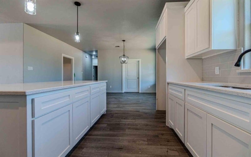 6111 S Lakeside Hills Court, Granbury, TX 76048, 3 Bedrooms Bedrooms, ,2 BathroomsBathrooms,Residential,For Sale,6111 S Lakeside Hills Court,0,21017262
