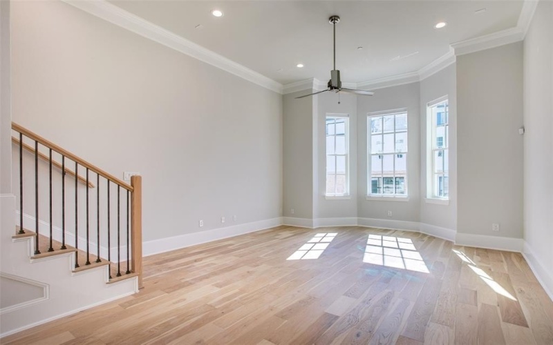 4639 New Water Lane, Dallas, TX 75219, 2 Bedrooms Bedrooms, ,2 BathroomsBathrooms,Residential,For Sale,4639 New Water Lane,0,21021135