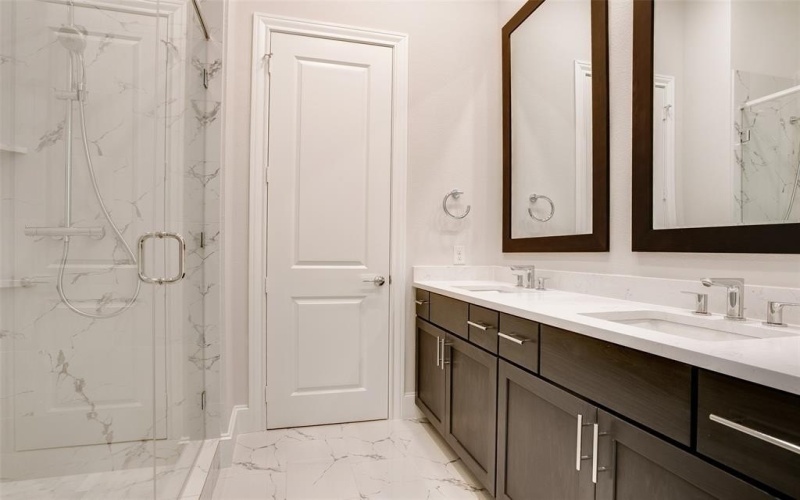 4639 New Water Lane, Dallas, TX 75219, 2 Bedrooms Bedrooms, ,2 BathroomsBathrooms,Residential,For Sale,4639 New Water Lane,0,21021135