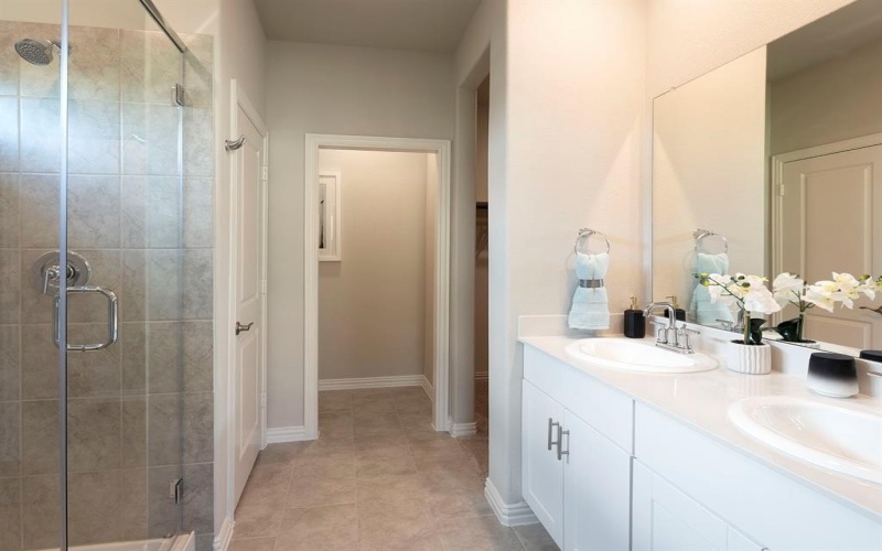 518 Blanton Street, McKinney, TX 75069, 4 Bedrooms Bedrooms, ,2 BathroomsBathrooms,Residential,For Sale,518 Blanton Street,21021382