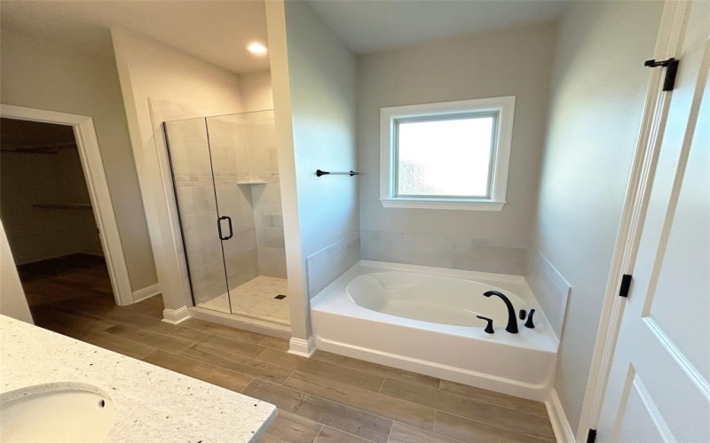 404 Merestone Crossing, Benton, LA 71006, 4 Bedrooms Bedrooms, ,3 BathroomsBathrooms,Residential,For Sale,404 Merestone Crossing,0,21021990