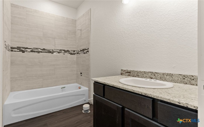 117 Leon Lane, Copperas Cove, TX 76522, 6 Habitaciones Habitaciones , ,Residential,En Venta,117 Leon Lane,0,588742