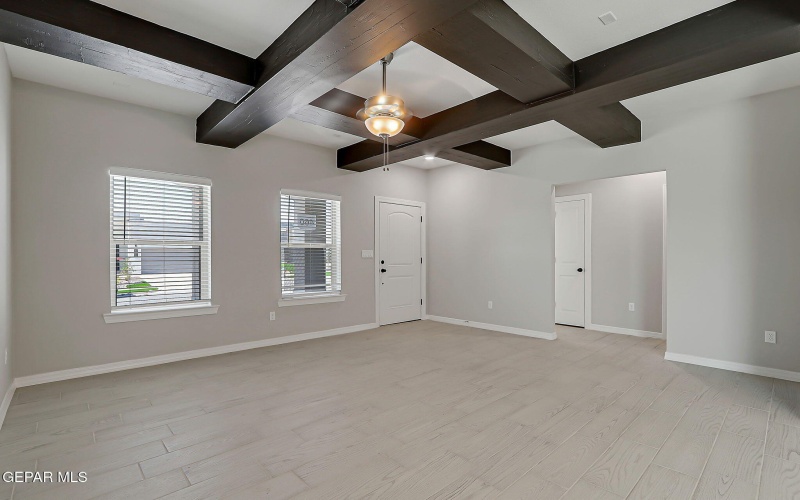 460 Santiago Munos Street, Vinton, TX 79821, 4 Habitaciones Habitaciones , ,2 BañosBaños,Residential,En Venta,460 Santiago Munos Street,915538