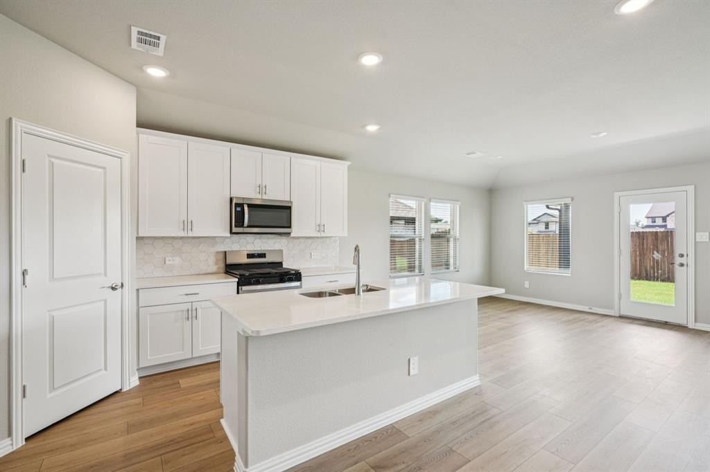 9633 Rattlesnake Trail, Fort Worth, TX 76036, 4 Habitaciones Habitaciones , ,3 BañosBaños,Residential,En Venta,9633 Rattlesnake Trail,0,21021399