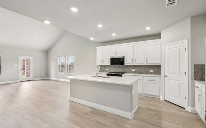 6601 Valley Lake Lane, Fort Worth, TX 76036, 5 Bedrooms Bedrooms, ,3 BathroomsBathrooms,Residential,For Sale,6601 Valley Lake Lane,0,21021405