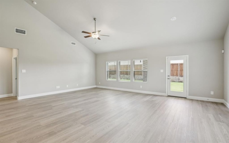 6601 Valley Lake Lane, Fort Worth, TX 76036, 5 Bedrooms Bedrooms, ,3 BathroomsBathrooms,Residential,For Sale,6601 Valley Lake Lane,0,21021405