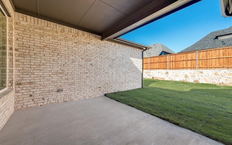 912 Shady Oaks Drive, Rockwall, TX 75087, 4 Bedrooms Bedrooms, ,3 BathroomsBathrooms,Residential,For Sale,912 Shady Oaks Drive,0,21021435