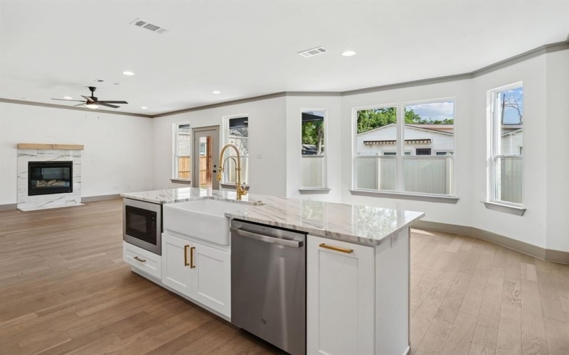 5720 Randolph Court, Westworth Village, TX 76114, 4 Bedrooms Bedrooms, ,2 BathroomsBathrooms,Residential,For Sale,5720 Randolph Court,0,21021515