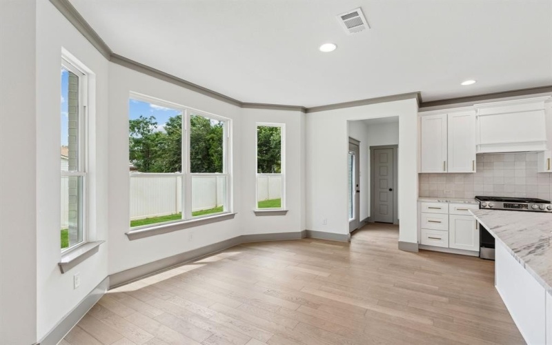 5720 Randolph Court, Westworth Village, TX 76114, 4 Bedrooms Bedrooms, ,2 BathroomsBathrooms,Residential,For Sale,5720 Randolph Court,0,21021515