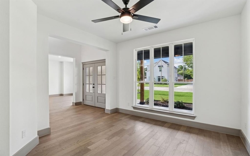 5720 Randolph Court, Westworth Village, TX 76114, 4 Bedrooms Bedrooms, ,2 BathroomsBathrooms,Residential,For Sale,5720 Randolph Court,0,21021515