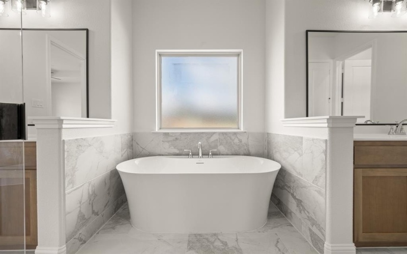 3004 Valley View Drive, Joshua, TX 76058, 4 Habitaciones Habitaciones , ,3 BañosBaños,Residential,En Venta,3004 Valley View Drive,0,21021615