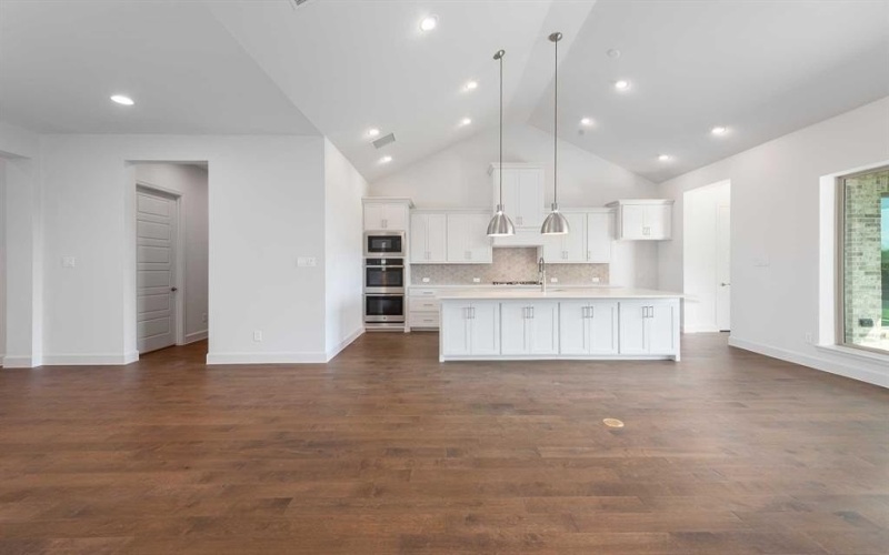 1921 Lowland Drive, Rockwall, TX 75087, 4 Bedrooms Bedrooms, ,5 BathroomsBathrooms,Residential,For Sale,1921 Lowland Drive,0,21021773