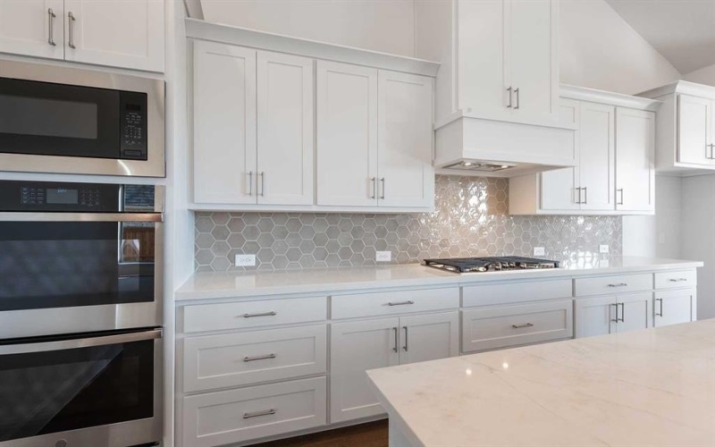 1921 Lowland Drive, Rockwall, TX 75087, 4 Bedrooms Bedrooms, ,5 BathroomsBathrooms,Residential,For Sale,1921 Lowland Drive,0,21021773
