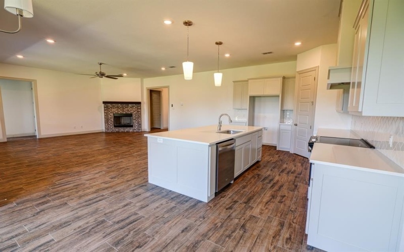 124 mockingbird hill, Joshua, TX 76058, 4 Bedrooms Bedrooms, ,2 BathroomsBathrooms,Residential,For Sale,124 mockingbird hill,0,21021776