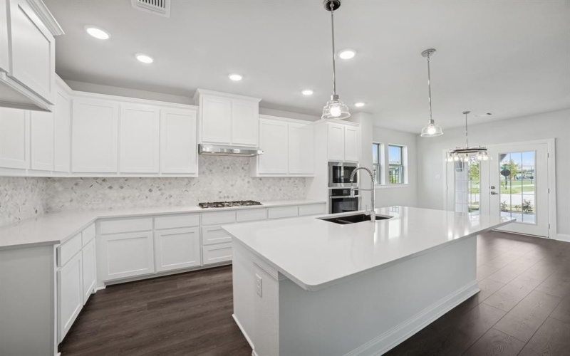 1032 Violet Drive, Crowley, TX 76036, 4 Bedrooms Bedrooms, ,3 BathroomsBathrooms,Residential,For Sale,1032 Violet Drive,0,21021896