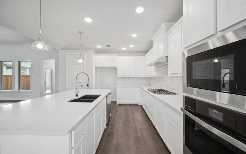 1032 Violet Drive, Crowley, TX 76036, 4 Bedrooms Bedrooms, ,3 BathroomsBathrooms,Residential,For Sale,1032 Violet Drive,0,21021896