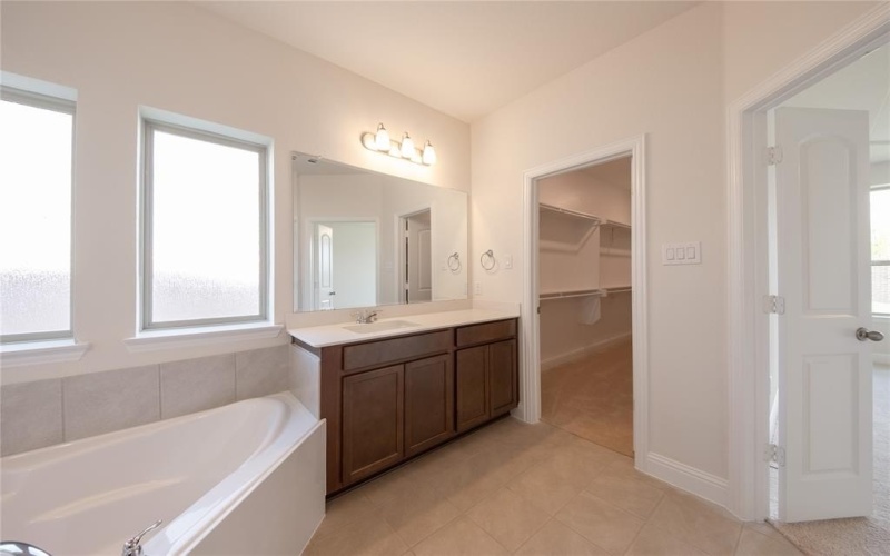 2500 Saint George Drive, Celina, TX 75009, 5 Habitaciones Habitaciones , ,5 BañosBaños,Residential,En Venta,2500 Saint George Drive,0,21021908