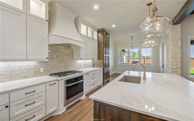 4833 White Ash Court, College Station, TX 77845, 5 Habitaciones Habitaciones , ,5 BañosBaños,Residential,En Venta,4833 White Ash Court,25008591