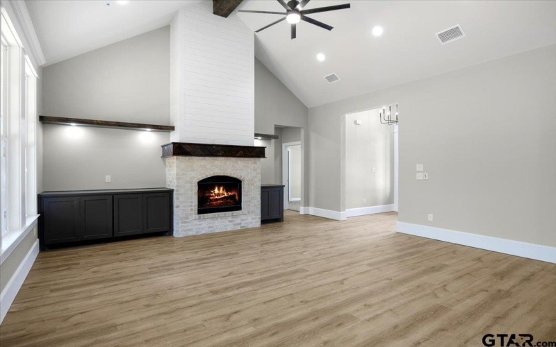 19371 Cedarpark PL, Lindale, TX 75771, 4 Bedrooms Bedrooms, ,2 BathroomsBathrooms,Residential,For Sale,19371 Cedarpark PL,25011814