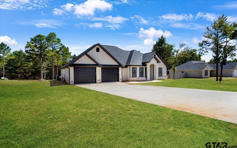 19371 Cedarpark PL, Lindale, TX 75771, 4 Bedrooms Bedrooms, ,2 BathroomsBathrooms,Residential,For Sale,19371 Cedarpark PL,25011814