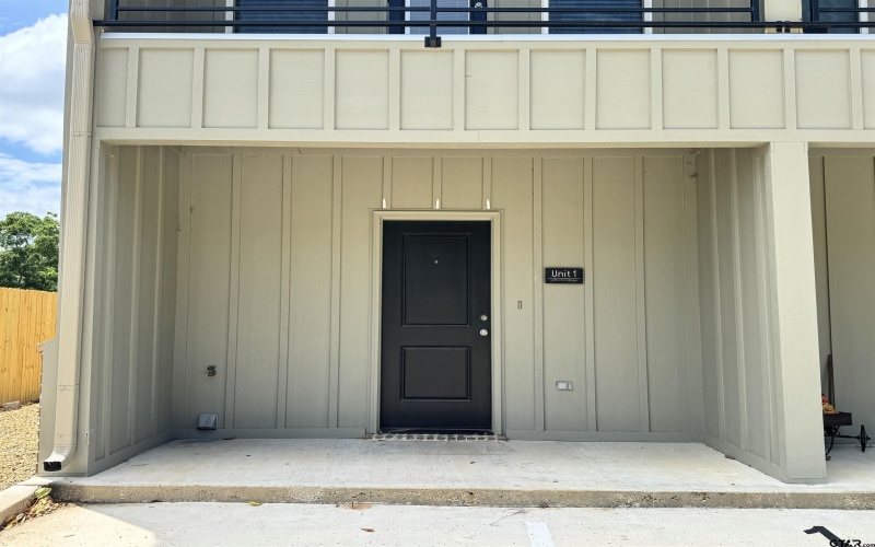 527 N College #1, Lindale, TX 75771, 2 Bedrooms Bedrooms, ,1 BathroomBathrooms,Residential,For Sale,527 N College #1,25011833
