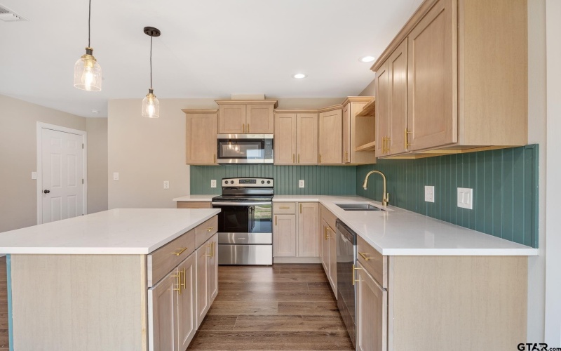 1599 San Saba, Bullard, TX 75757, 3 Bedrooms Bedrooms, ,2 BathroomsBathrooms,Residential,For Sale,1599 San Saba,25011836