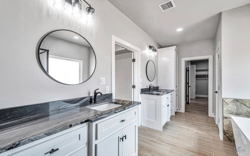 10801 W County Rd 142, Midland, TX 79706, 4 Bedrooms Bedrooms, ,2 BathroomsBathrooms,Residential,For Sale,10801 W County Rd 142,162167
