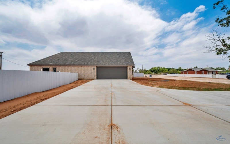 10801 W County Rd 142, Midland, TX 79706, 4 Bedrooms Bedrooms, ,2 BathroomsBathrooms,Residential,For Sale,10801 W County Rd 142,162167