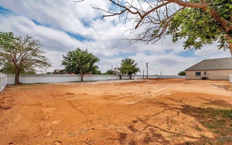 10801 W County Rd 142, Midland, TX 79706, 4 Bedrooms Bedrooms, ,2 BathroomsBathrooms,Residential,For Sale,10801 W County Rd 142,162167