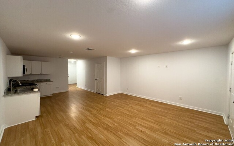 9 Units Multi-Family Portfolio, San Antonio, TX 78207, ,Commercial Sale,For Sale,9 Units Multi-Family Portfolio,1890108