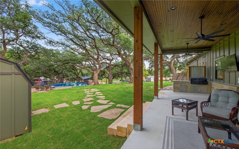 2001 Granite Cove, Kingsland, TX 78639, 5 Bedrooms Bedrooms, ,3 BathroomsBathrooms,Residential,For Sale,2001 Granite Cove,0,586906