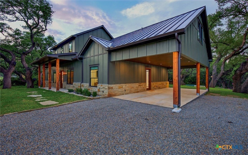 2001 Granite Cove, Kingsland, TX 78639, 5 Bedrooms Bedrooms, ,3 BathroomsBathrooms,Residential,For Sale,2001 Granite Cove,0,586906