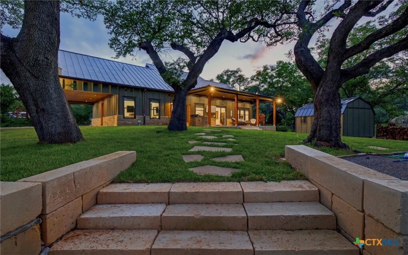 2001 Granite Cove, Kingsland, TX 78639, 5 Bedrooms Bedrooms, ,3 BathroomsBathrooms,Residential,For Sale,2001 Granite Cove,0,586906
