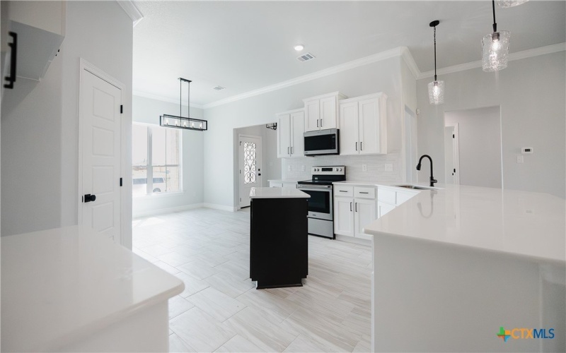 1321 Red Rock Road, Hewitt, TX 76643, 4 Habitaciones Habitaciones , ,3 BañosBaños,Residential,En Venta,1321 Red Rock Road,587725