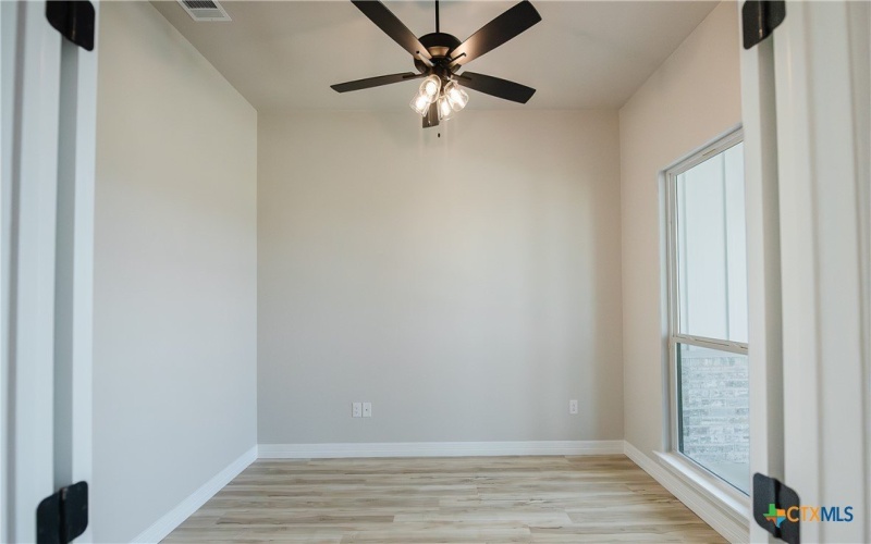 1404 Tahonta Drive, Hewitt, TX 76643, 4 Habitaciones Habitaciones , ,2 BañosBaños,Residential,En Venta,1404 Tahonta Drive,587752