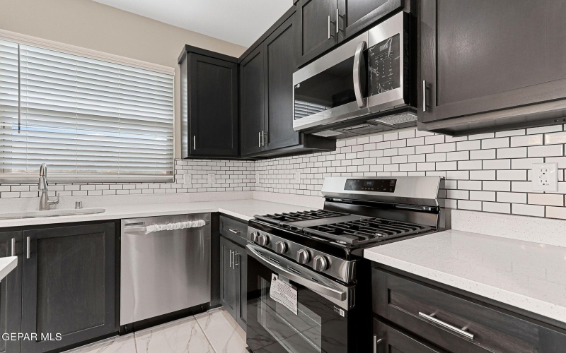 8424 WALLY PLACE, Vinton, TX 79821, 4 Habitaciones Habitaciones , ,2 BañosBaños,Residential,En Venta,8424 WALLY PLACE,927778
