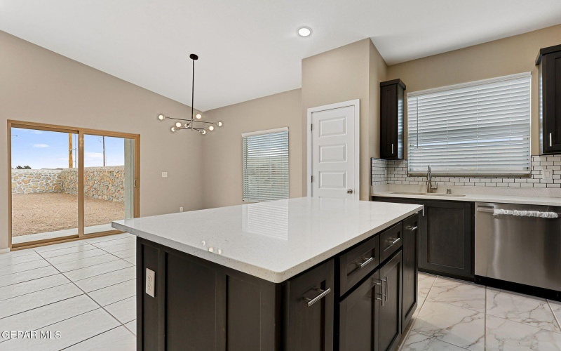 8424 WALLY PLACE, Vinton, TX 79821, 4 Habitaciones Habitaciones , ,2 BañosBaños,Residential,En Venta,8424 WALLY PLACE,927778